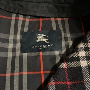Burberry overcoat 46R
